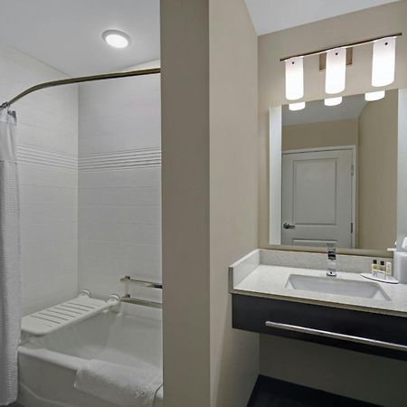 Towneplace Suites By Marriott Grand Rapids Wyoming Extérieur photo